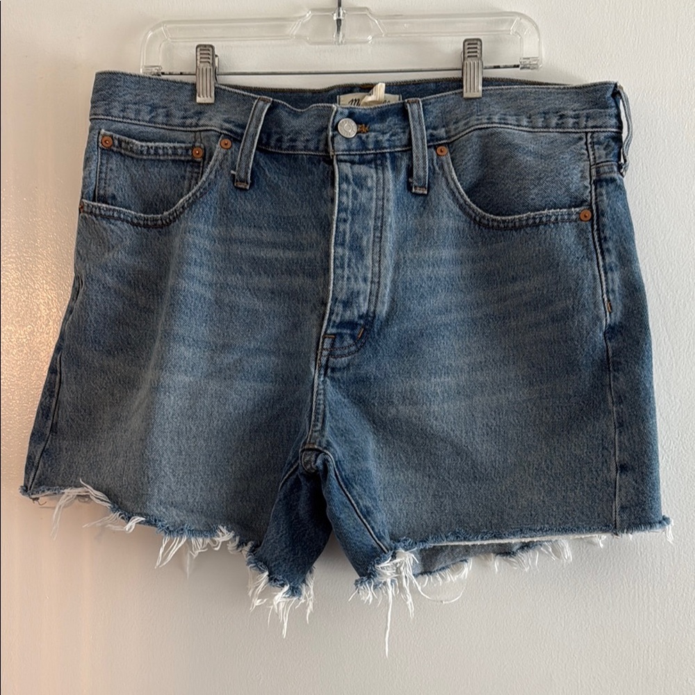 Madewell Relaxed Mid-Length Shorts